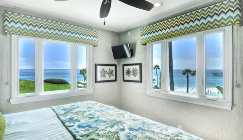 Luxury Villa, Beach View (Room 12 Couples Villa)