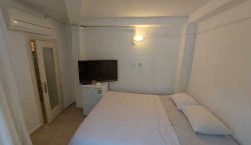 Basic Double Room