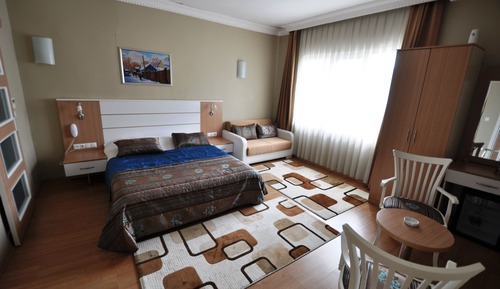 Basic Quadruple Room