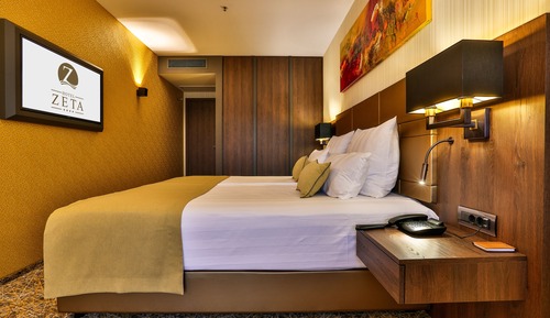 Junior Apartment, 1 King Bed, Sea View