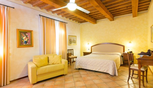 Comfort Double or Twin Room