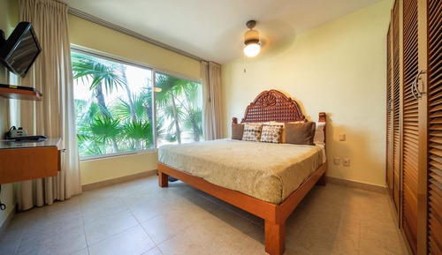 Premier House, 4 Bedrooms, Ocean View, Oceanfront