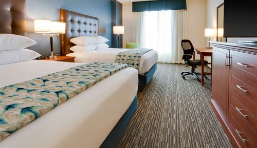 Deluxe Room, 2 Queen Beds, Accessible, Refrigerator & Microwave (Tub)