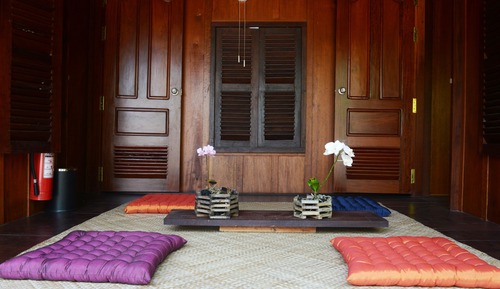 Wooden Bungalow (no hot water)