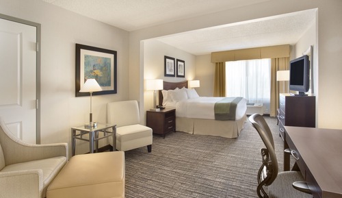 Standard Room, 1 King Bed