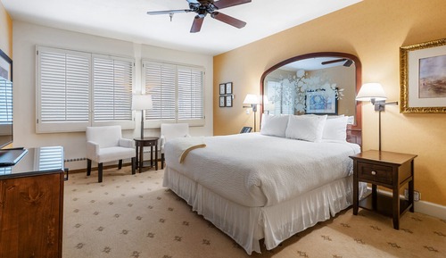 2 Bedroom/3 Bathroom Suite