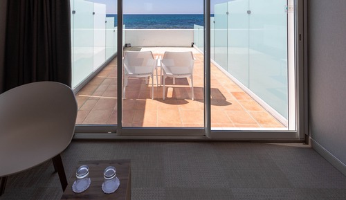 Comfort Room, Sea View