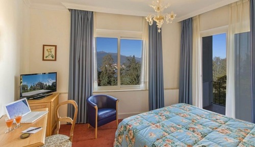 Double or Twin Room, Lake View