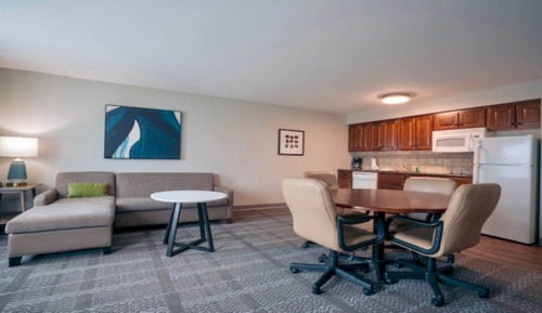 Suite, 1 Queen Bed