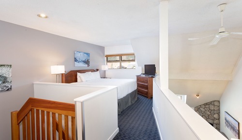 Condo, 1 Bedroom + Loft (Unit 305)
