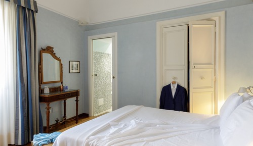 Classic Double or Twin Room