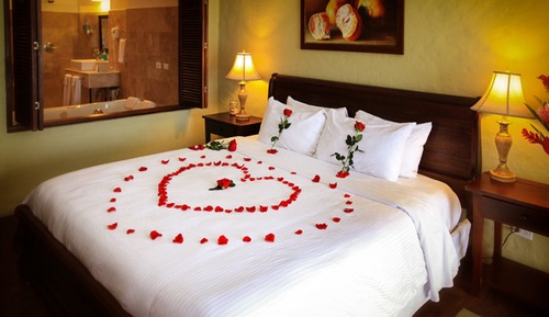 Honeymoon Room