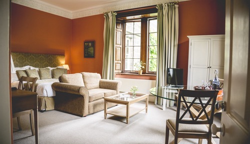 Earls Room