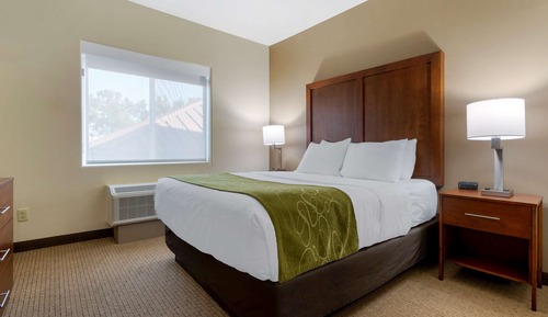 Suite, Multiple Beds, Accessible, Non Smoking