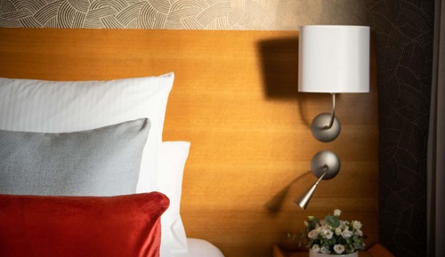 Standard Room, 1 King Bed
