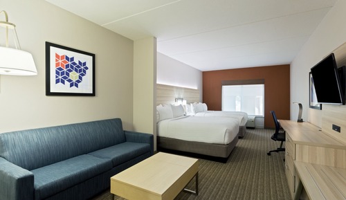 Suite, 2 Queen Beds