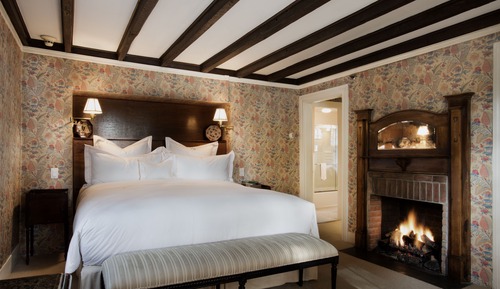 Room 4, King Bed