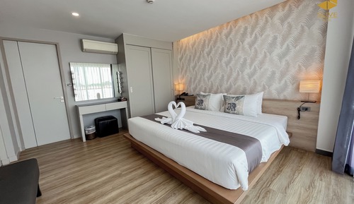 Studio King Room