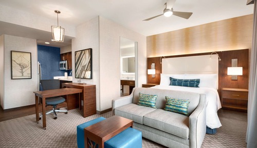 Studio, 1 King Bed, Accessible (Hearing)
