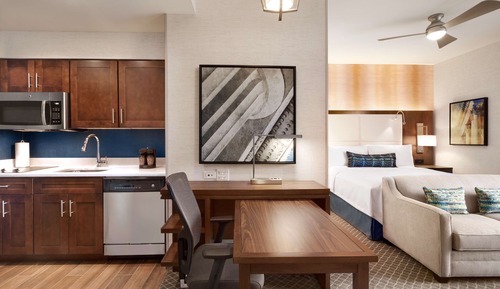 Room, 1 King Bed, Accessible (Hearing)
