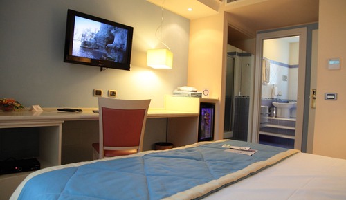 Comfort Double or Twin Room, Balcony, City View