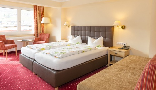 Deluxe Quadruple Room