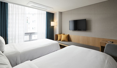 Superior Twin Room