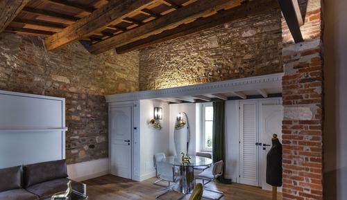 Deluxe Studio, Accessible, Kitchen