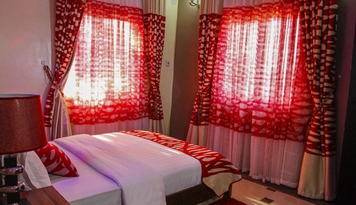 Suite, 1 Queen Bed, Non Smoking
