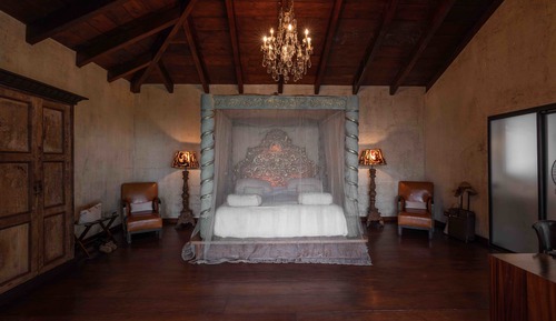Signature Suite