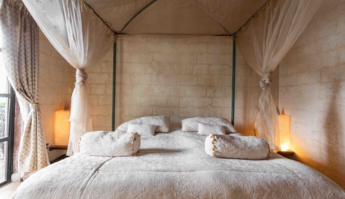 Executive Suite, 1 King Bed, Lake View