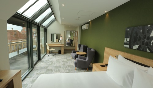 Room, 1 Queen Bed, Balcony