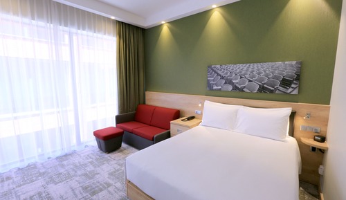 Family Room, 1 Queen Bed