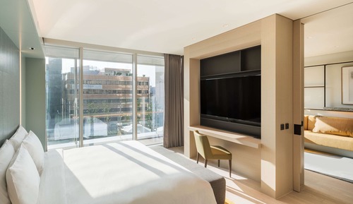 Andaz Deluxe Suite with 1 King bed
