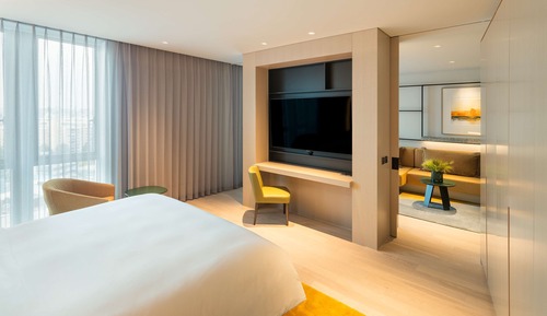 Andaz Suite with 1 King Bed