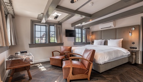 Deluxe Double Room (The Shoemaker)