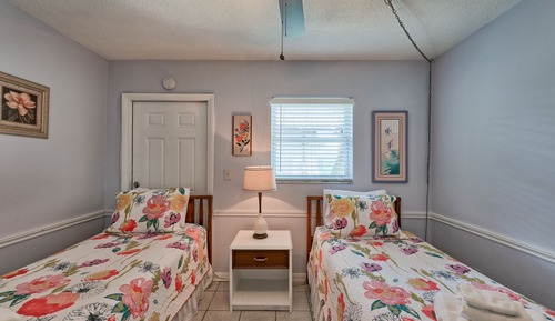 Apartment 6