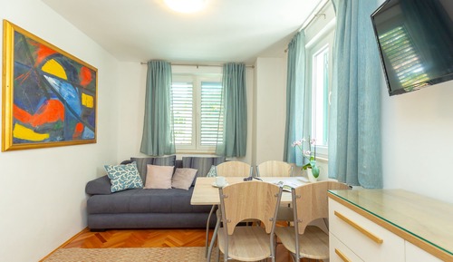 Apartment (2 Bedrooms)