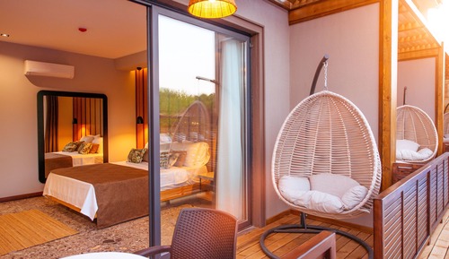 Superior Room, Pool Access, Poolside