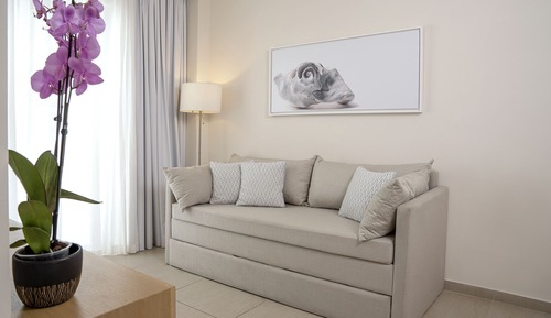 Family Room, Sea View