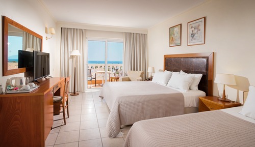 Superior Double Room, Partial Sea View