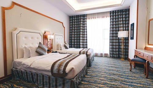Executive Suite