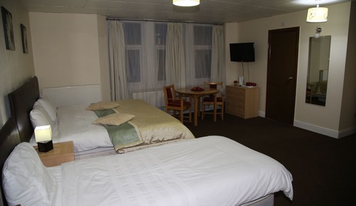 Triple Room, Ensuite