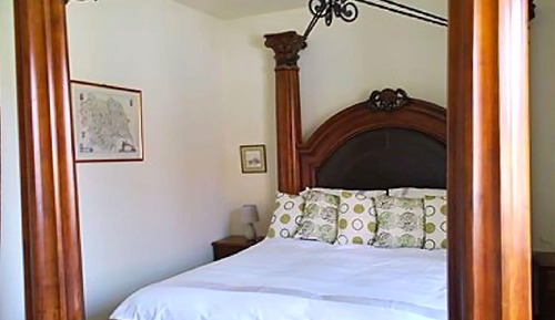 LACKFORD LAKES BARNS: CURLEW COTTAGE