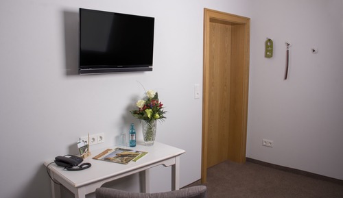 Comfort Double Room (Haupthaus)