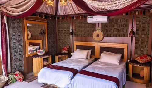 Luxury Tent, Multiple Beds