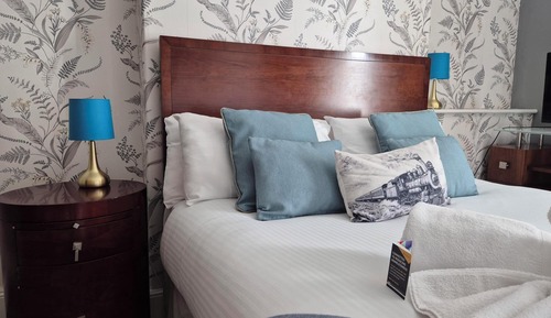 Standard Double Room, 1 King Bed, Non Smoking