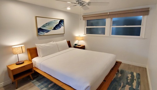 Comfort Suite, 1 King Bed, Kitchen