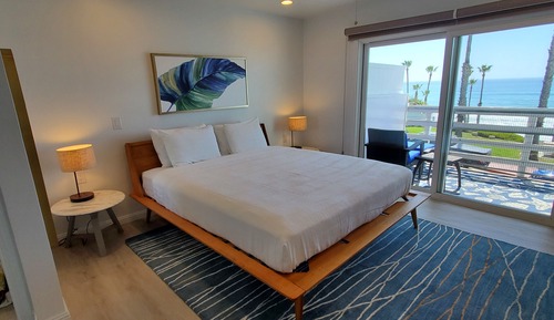 Studio, 1 King Bed, Non Smoking, Ocean View