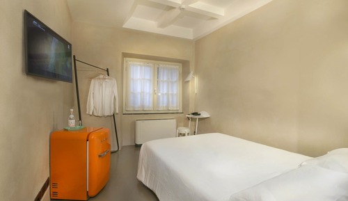Classic Single Room